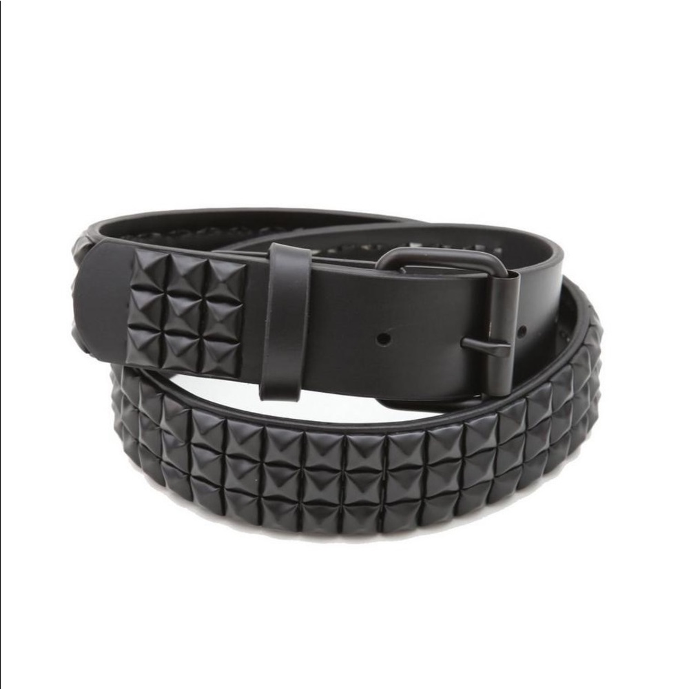 New - Hot Topic - Black Three Row Pyramid Belt